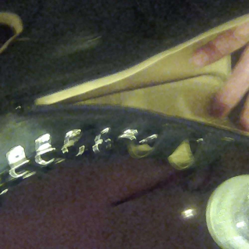 Stiletto - Picture 5 of 5